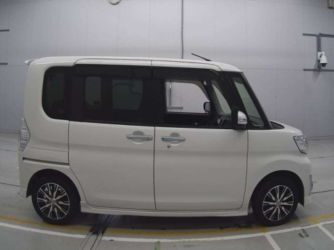 2015 Daihatsu Tanto Custom LA600S[2]