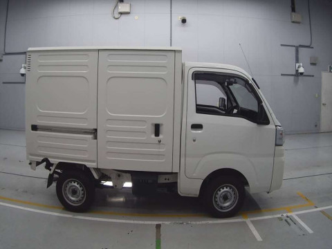 2019 Daihatsu Hijet Truck S510P[2]