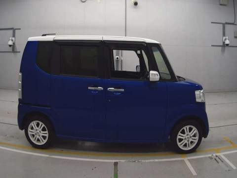 2016 Honda N-BOX JF1[2]