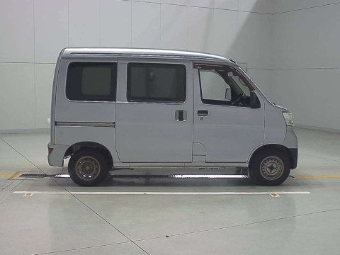 2018 Daihatsu Hijet Cargo S321V[2]