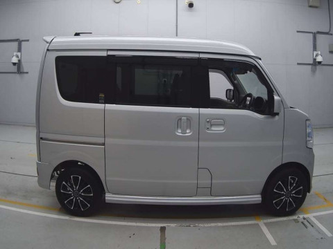 2020 Nissan NV100 Clipper Rio DR17W[2]