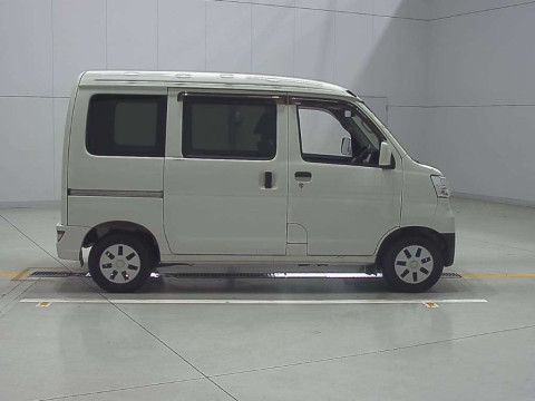 2019 Daihatsu Hijet Cargo S321V[2]