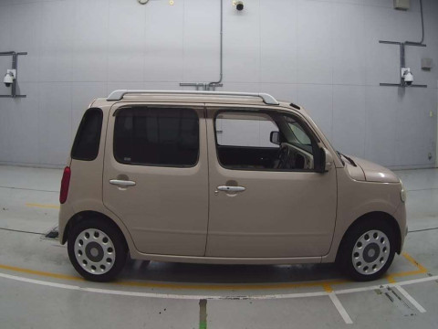 2009 Daihatsu Mira Cocoa L675S[2]