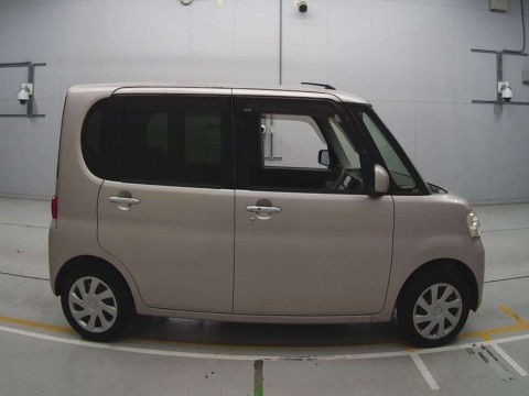 2012 Daihatsu Tanto L375S[2]