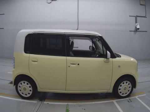 2014 Daihatsu Move Conte L575S[2]