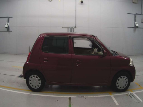 2011 Daihatsu Esse L235S[2]