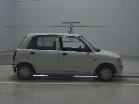 1999 Daihatsu Mira L700S[2]