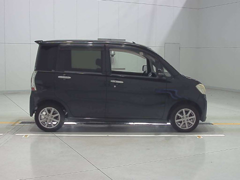 2011 Daihatsu Tanto exe L455S[2]