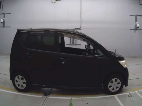 2009 Daihatsu Move L175S[2]