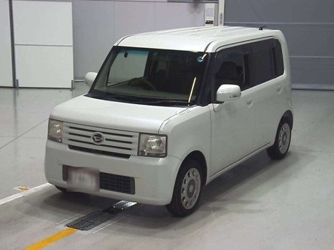 2010 Daihatsu Move Conte L575S[0]