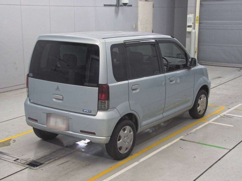 2002 Mitsubishi eK Wagon H81W[1]