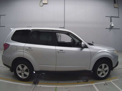 2008 Subaru Forester SH5[2]