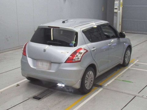 2014 Suzuki Swift ZC72S[1]