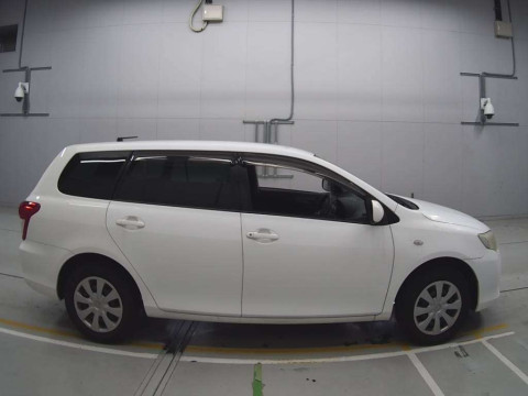 2009 Toyota Corolla Fielder NZE141G[2]