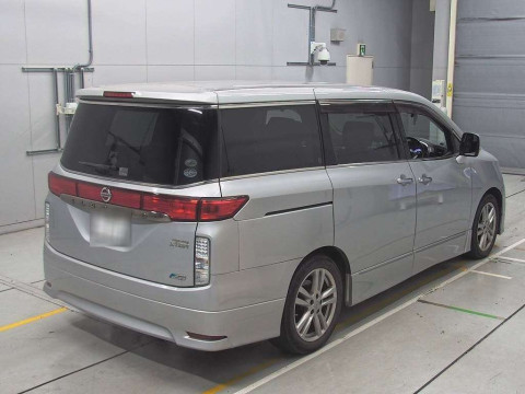 2010 Nissan Elgrand PE52[1]