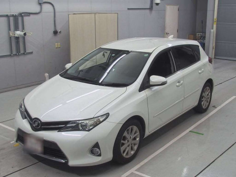 2014 Toyota Auris ZRE186H[0]