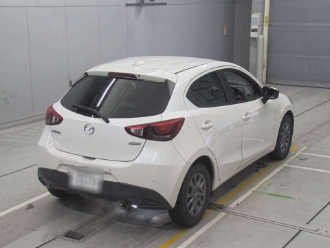 2017 Mazda Demio DJ3FS[1]