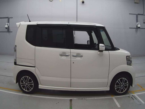 2013 Honda N-BOX CUSTOM JF1[2]