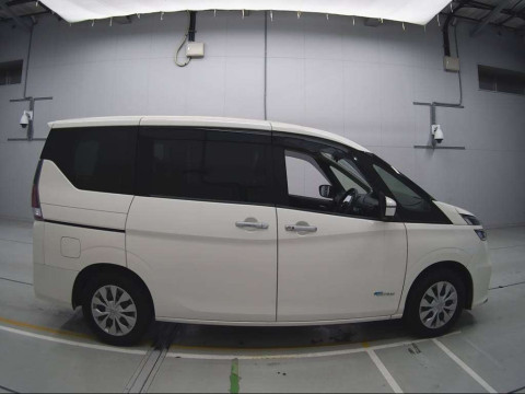 2018 Nissan Serena GC27[2]