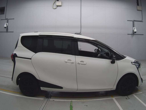 2022 Toyota Sienta NSP170G[2]