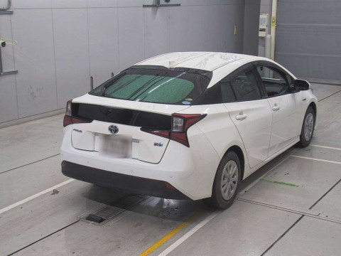 2019 Toyota Prius ZVW51[1]