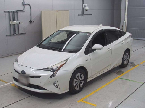 2016 Toyota Prius ZVW51[0]