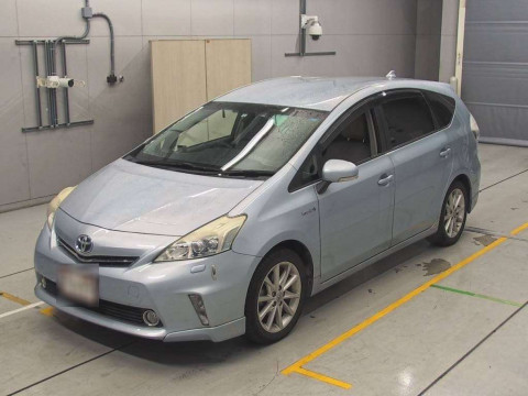 2012 Toyota Prius alpha ZVW41W[0]