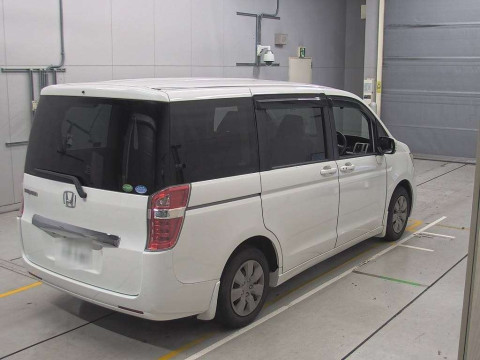 2014 Honda Step WGN RK1[1]