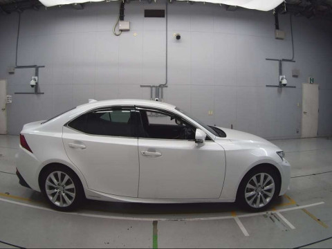 2015 Lexus IS AVE30[2]