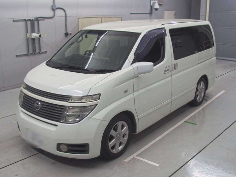 2002 Nissan Elgrand E51[0]