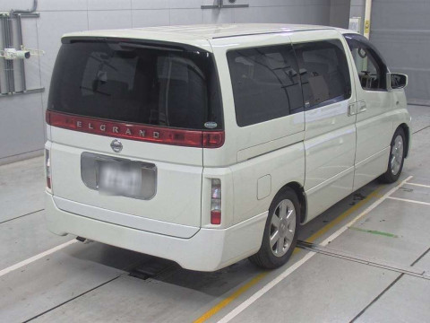 2002 Nissan Elgrand E51[1]