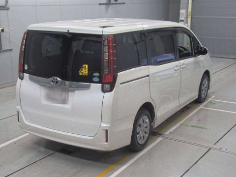 2016 Toyota Noah ZRR80G[1]