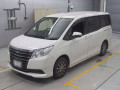 2016 Toyota Noah