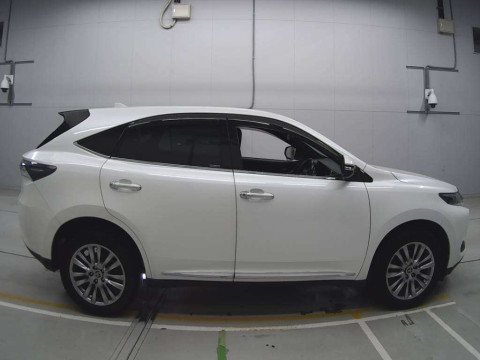 2014 Toyota Harrier ZSU60W[2]