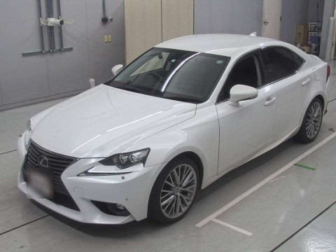 2016 Lexus IS AVE30[0]