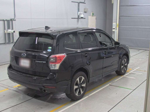 2016 Subaru Forester SJ5[1]