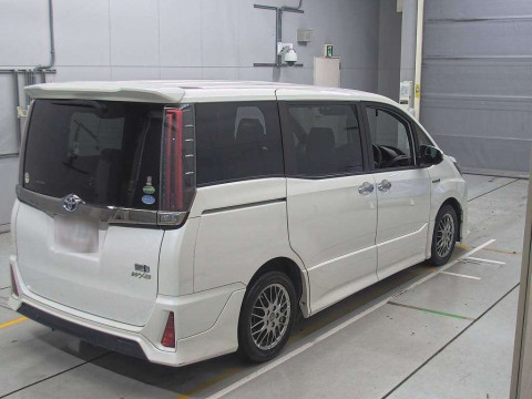 2018 Toyota Noah ZWR80W[1]