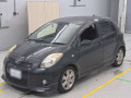 2005 Toyota Vitz