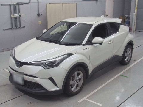 2018 Toyota C-HR ZYX10[0]