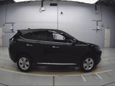 2014 Toyota Harrier ZSU60W[2]