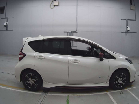 2019 Nissan Note HE12[2]