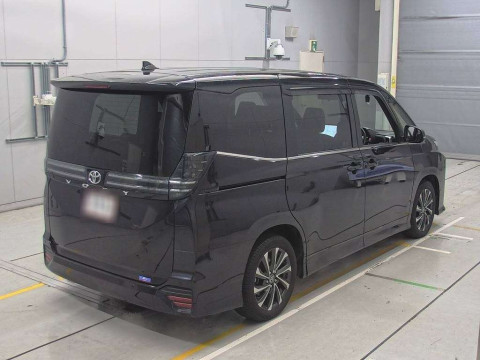 2022 Toyota Voxy MZRA90W[1]