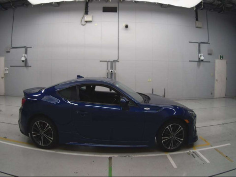 2015 Toyota 86 ZN6[2]