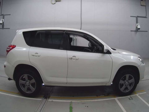 2016 Toyota RAV4 ACA36W[2]