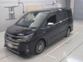 2017 Toyota Noah