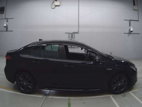 2019 Toyota Corolla Sedan ZWE211[2]