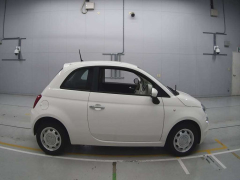 2016 Fiat 500 31212[2]