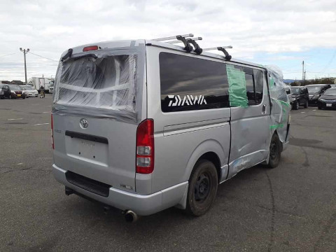 2006 Toyota Regiusace Van KDH205V[1]