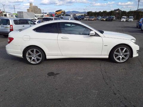 2011 Mercedes Benz C-Class 204347[2]