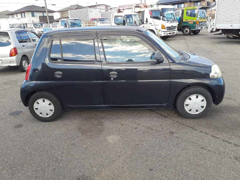 2009 Daihatsu Esse L235S[2]